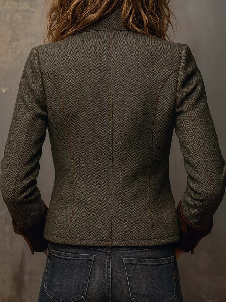 Blazer à chevrons et finitions contrastantes