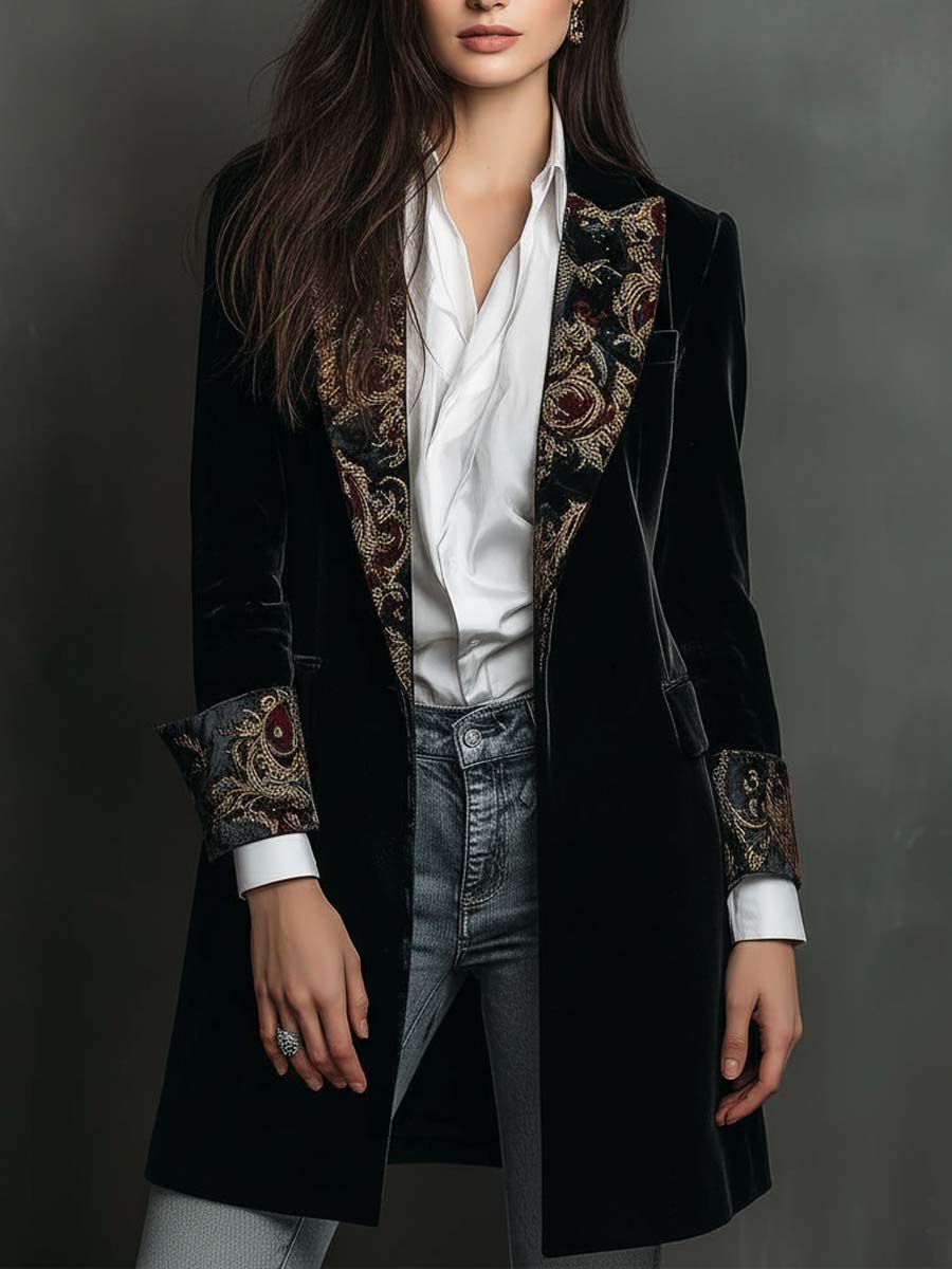 Blazer noir cintré à motifs baroques