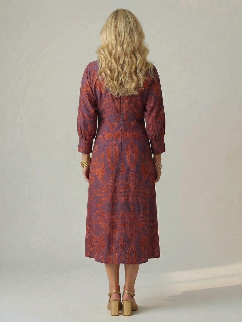 Robe midi portefeuille à manches longues