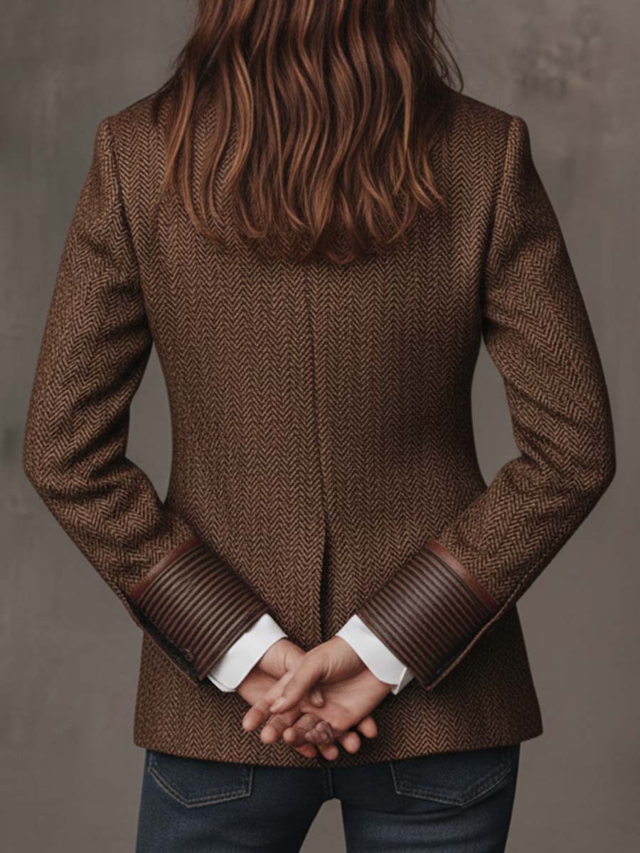 Blazer à chevrons et empiècements imprimés