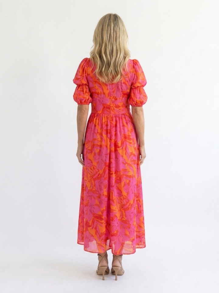 Robe midi fleurie à manches bouffantes