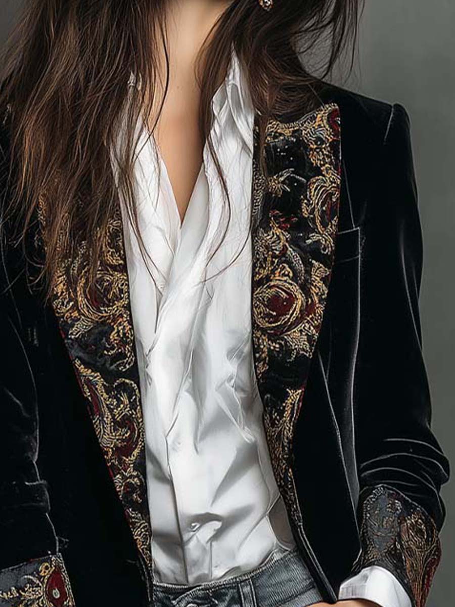 Blazer noir cintré à motifs baroques