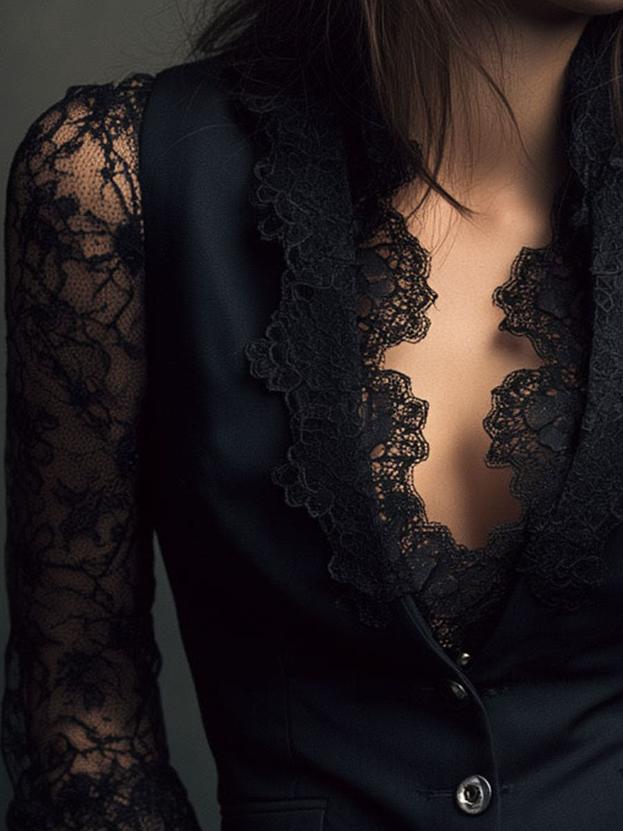 Blazer noir à manches semi-transparentes