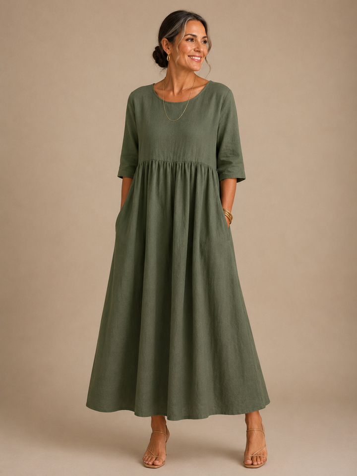 Robe à taille froncée et coupe fluide