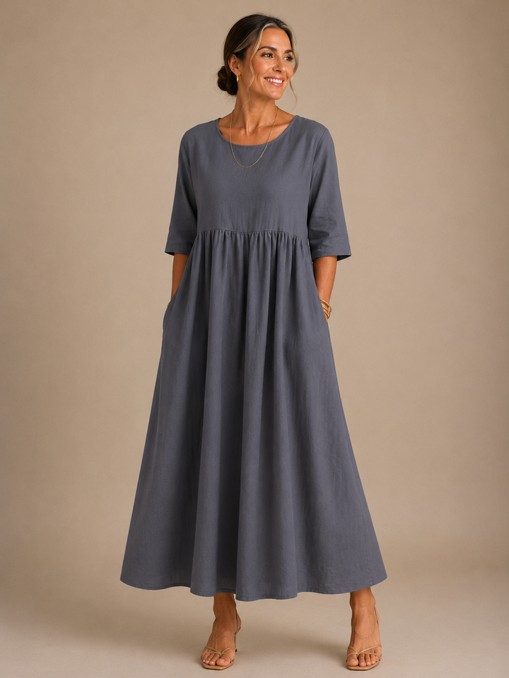 Robe à taille froncée et coupe fluide