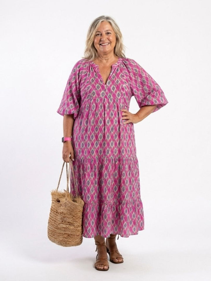Robe midi imprimée à manches trois-quarts