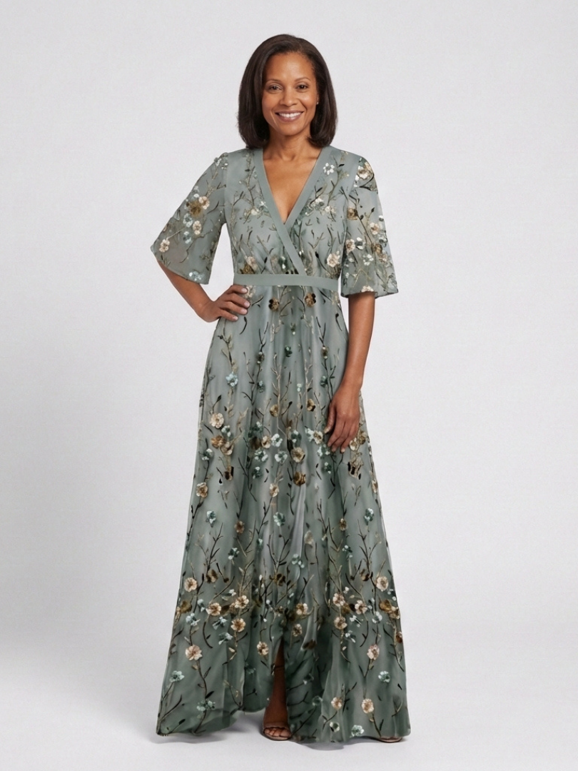 Robe longue fleurie à manches courtes