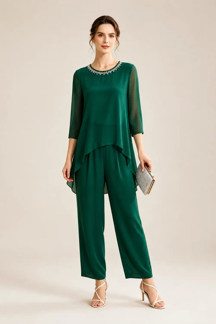 Ensemble pantalon large avec cape courte perlée