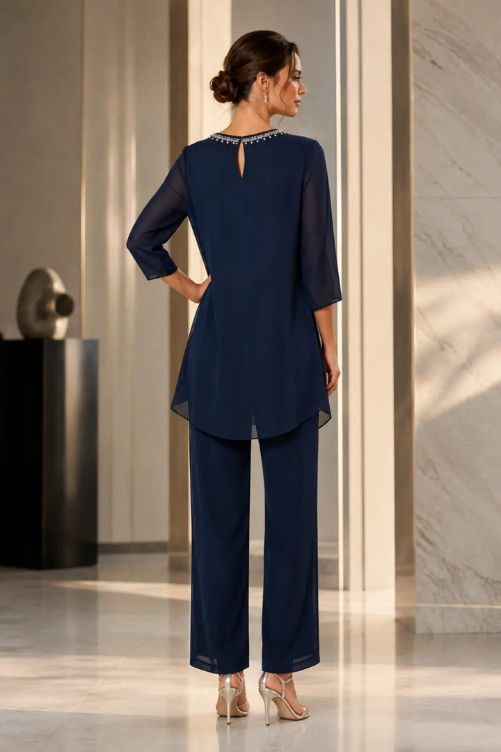 Ensemble pantalon large avec cape courte perlée