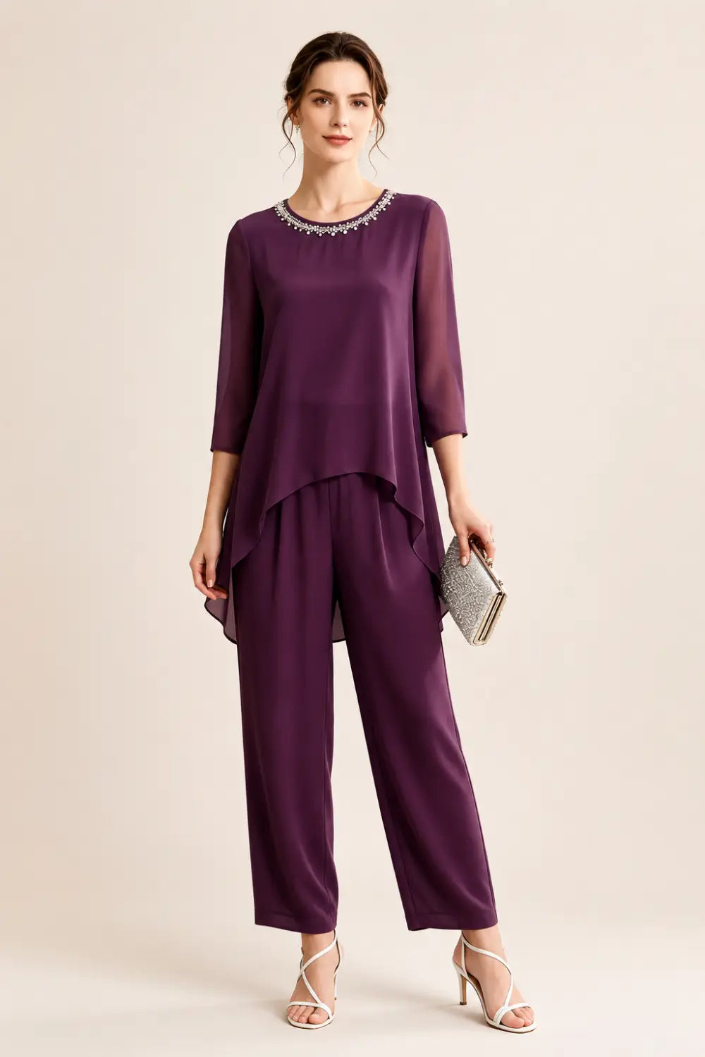 Ensemble pantalon large avec cape courte perlée