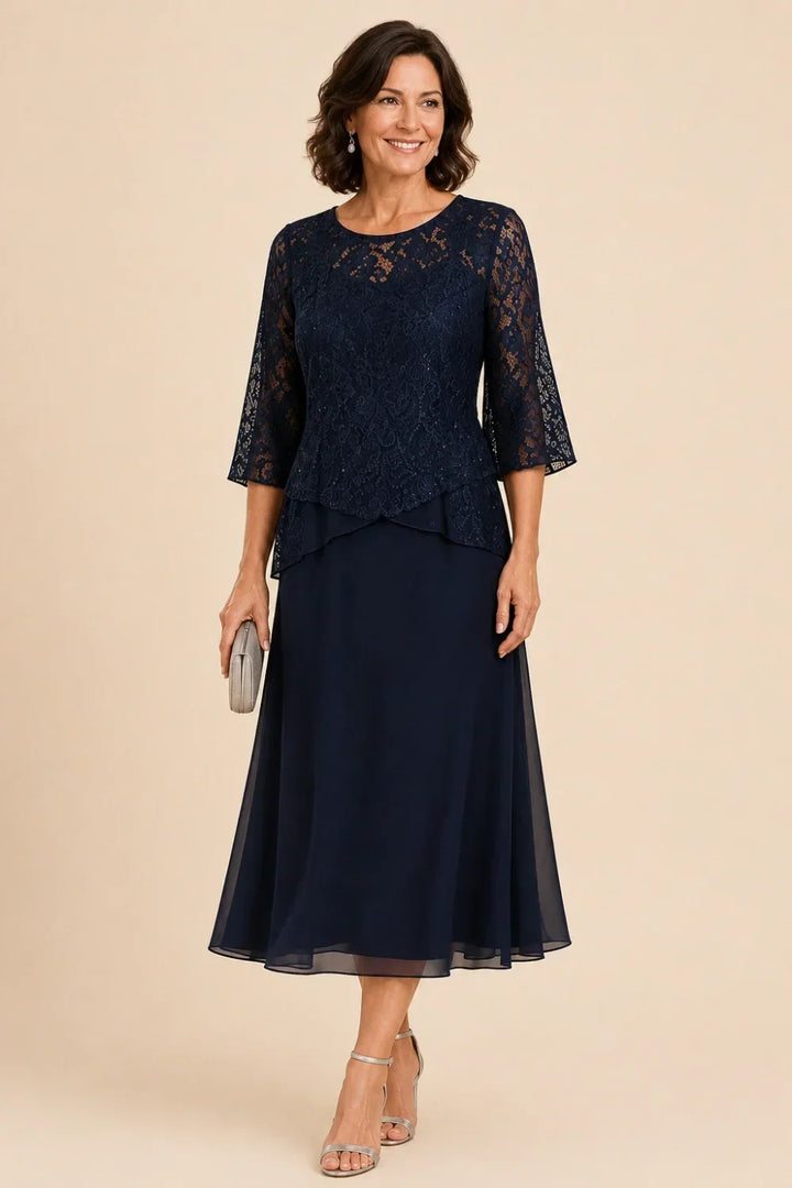 Robe mi-longue asymétrique en mousseline et dentelle perlée