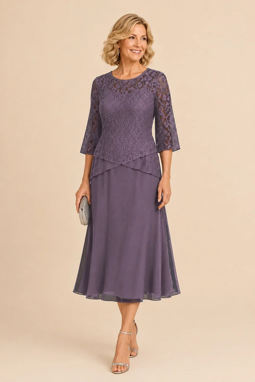 Robe mi-longue asymétrique en mousseline et dentelle perlée