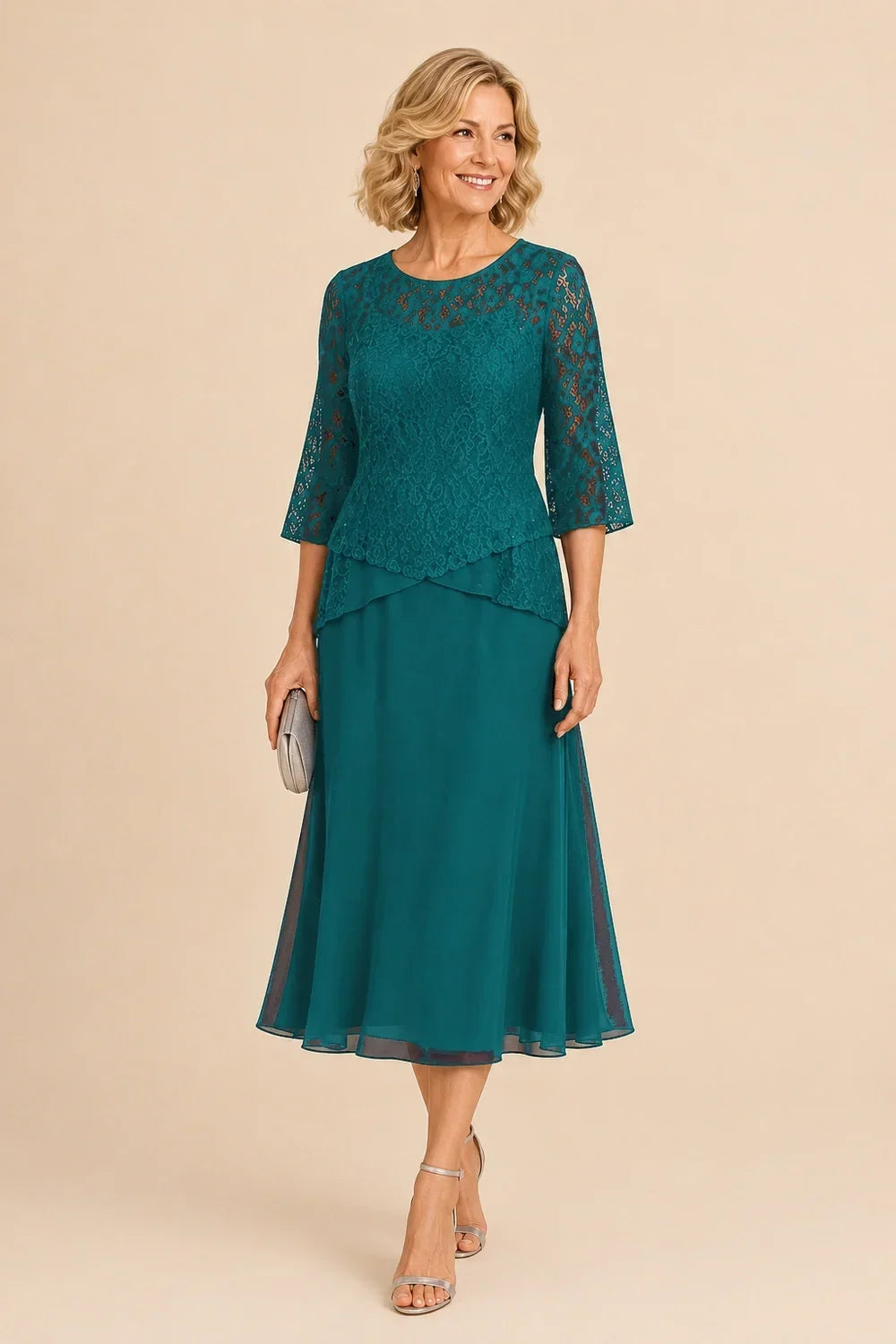 Robe mi-longue asymétrique en mousseline et dentelle perlée