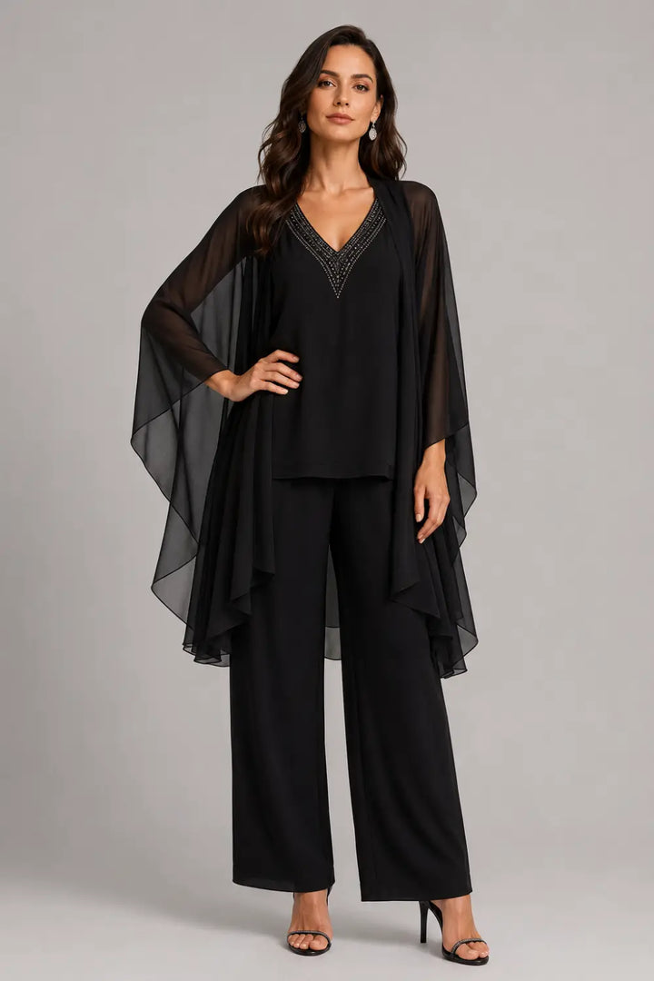 Ensemble pantalon en mousseline à col V et cape courte perlée