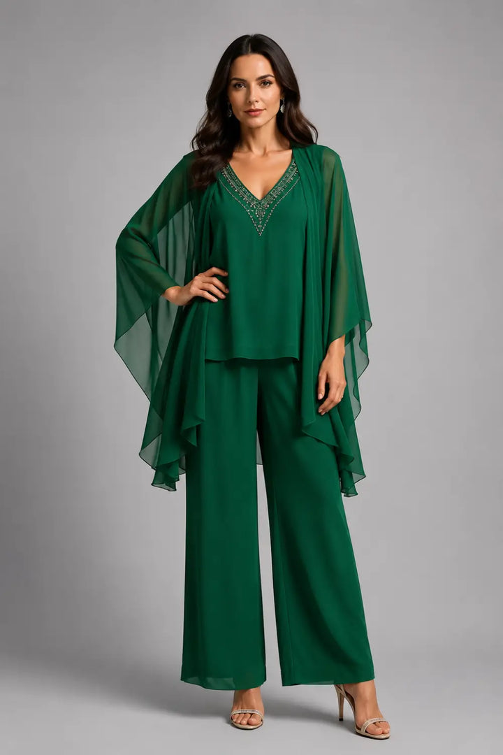 Ensemble pantalon en mousseline à col V et cape courte perlée