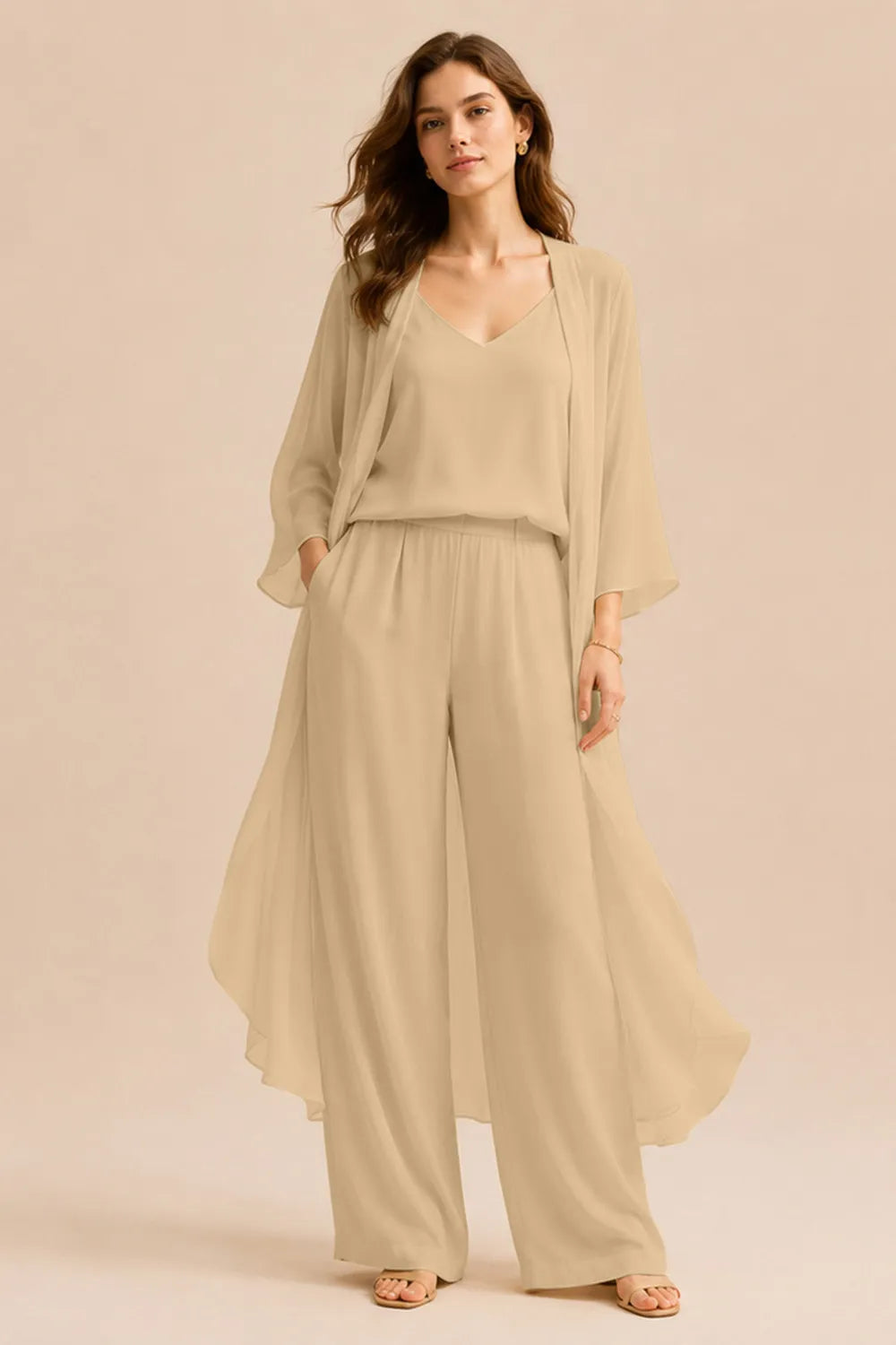 Ensemble pantalon avec caraco et veste en mousseline