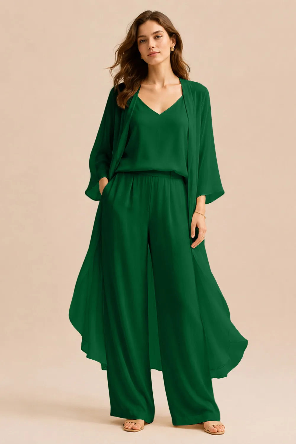 Ensemble pantalon avec caraco et veste en mousseline