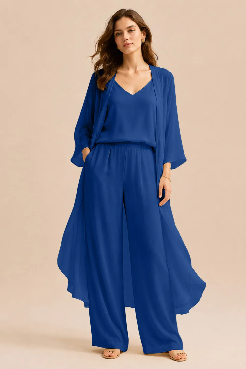 Ensemble pantalon avec caraco et veste en mousseline