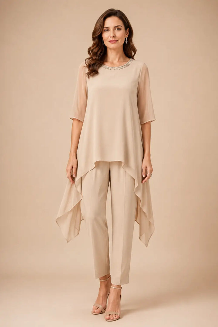 Ensemble pantalon large avec cape courte en mousseline superposée