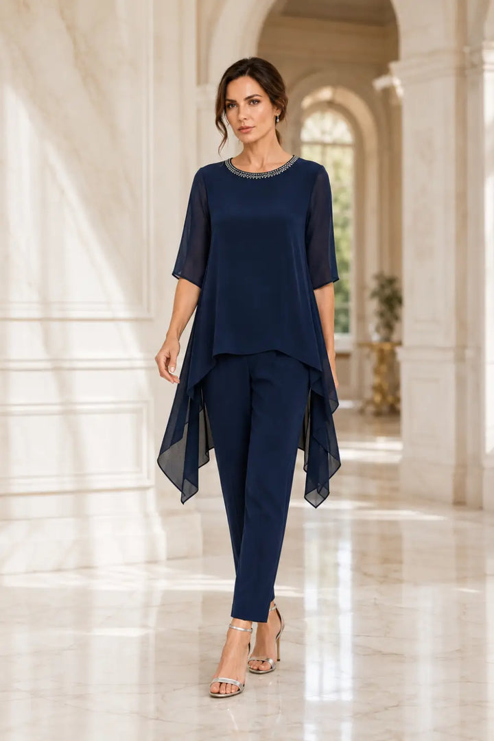 Ensemble pantalon large avec cape courte en mousseline superposée