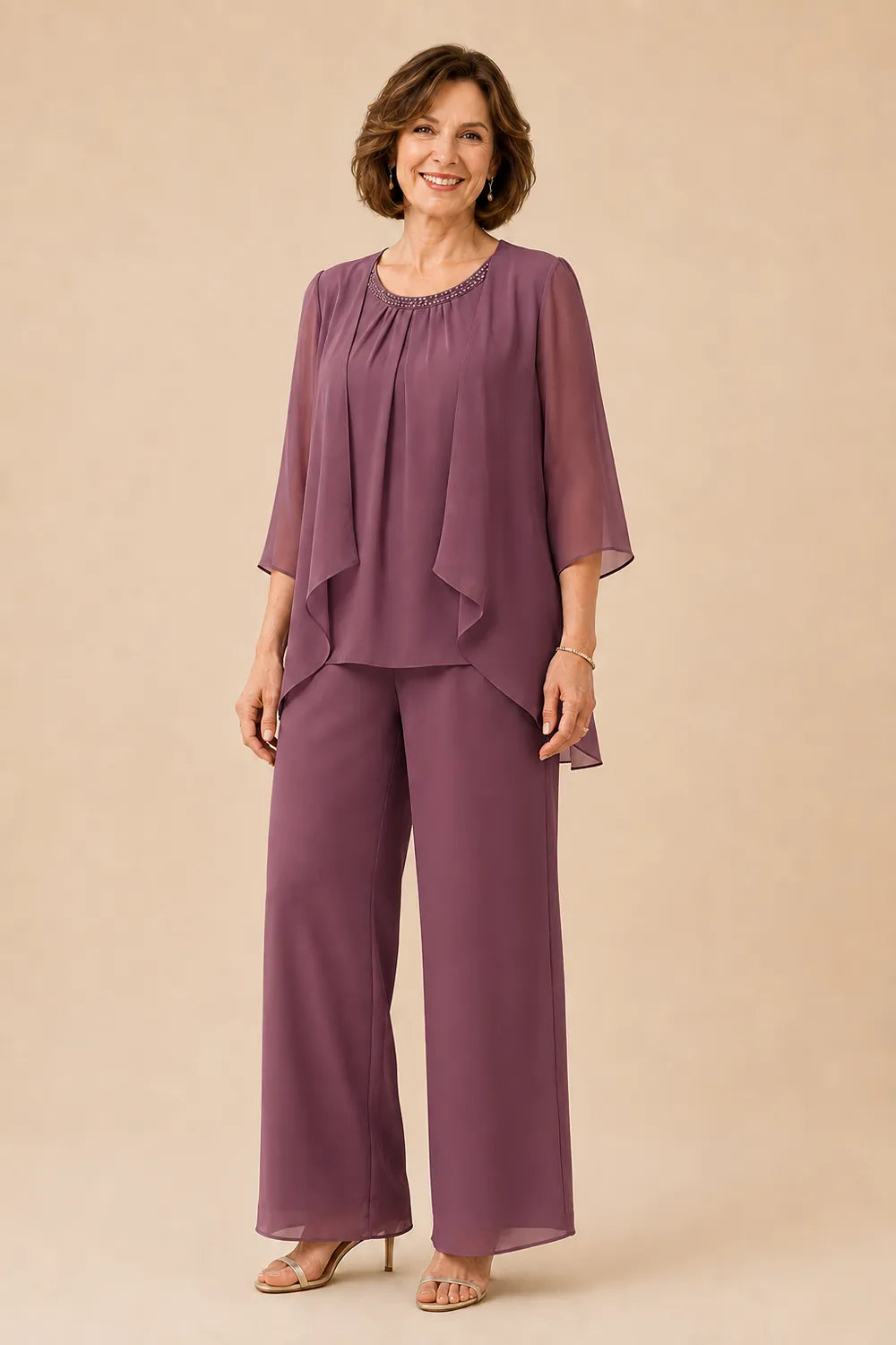 Ensemble pantalon de cérémonie avec voile de mousseline