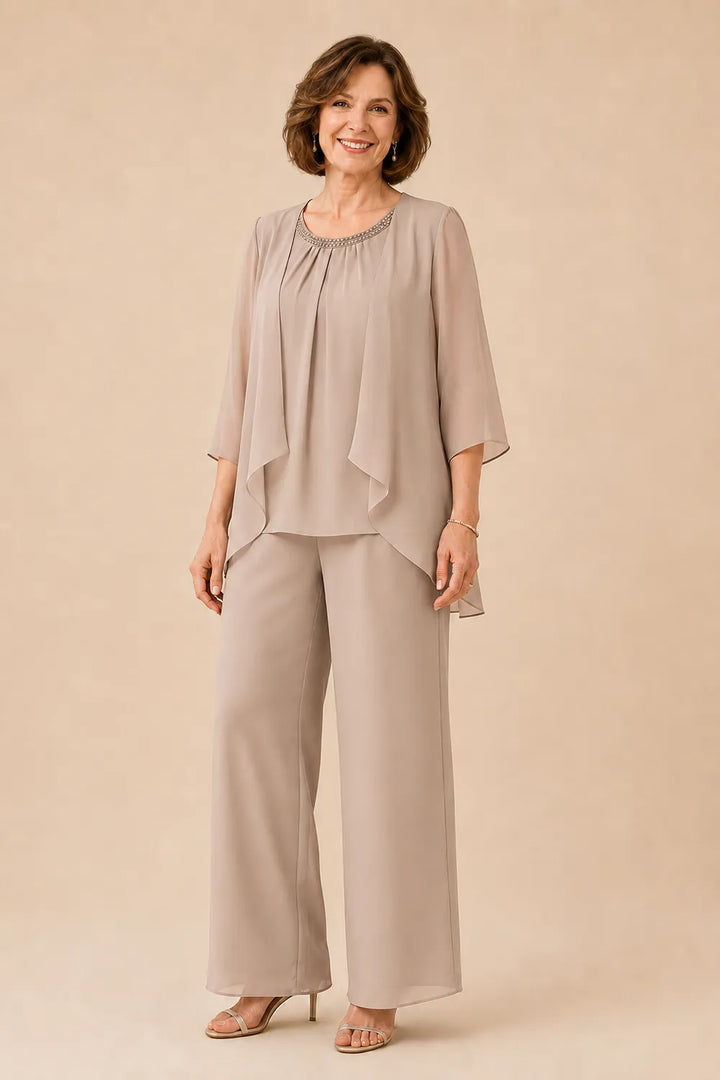 Ensemble pantalon de cérémonie avec voile de mousseline
