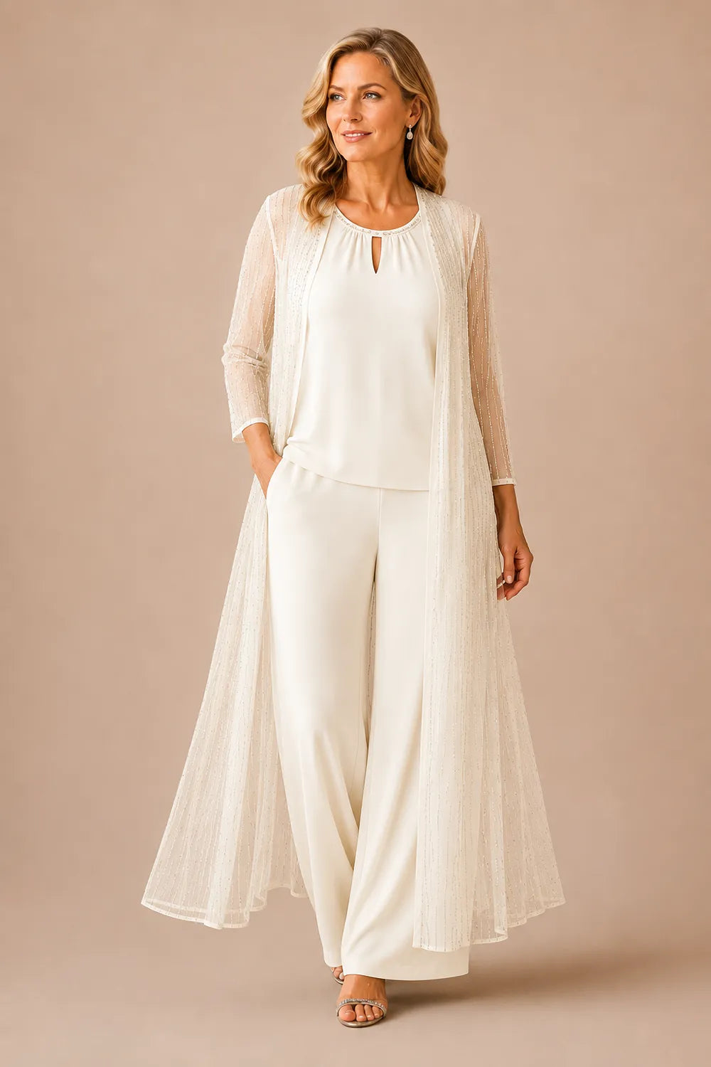 Ensemble pantalon habillé avec veste longue transparente