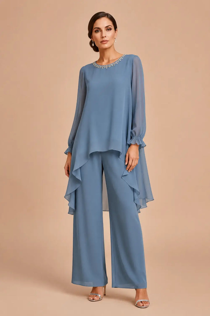 Ensemble pantalon large avec cape courte volantée