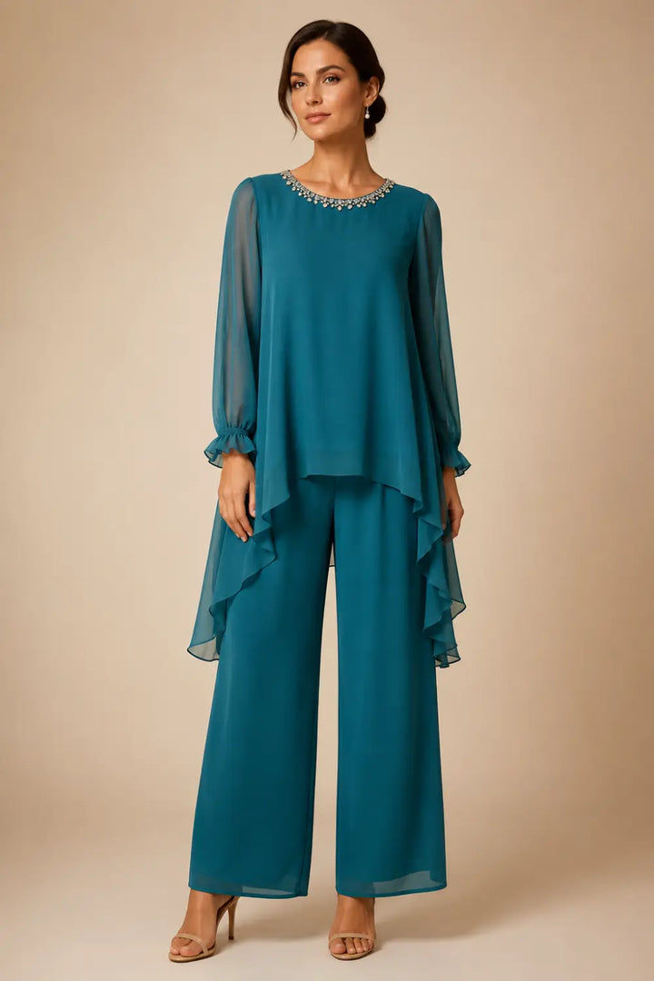 Ensemble pantalon large avec cape courte volantée