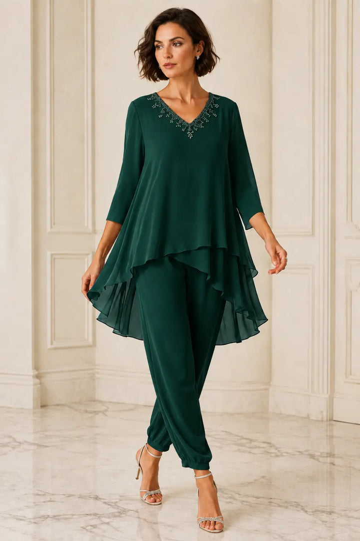 Ensemble pantalon en mousseline à cape courte volantée