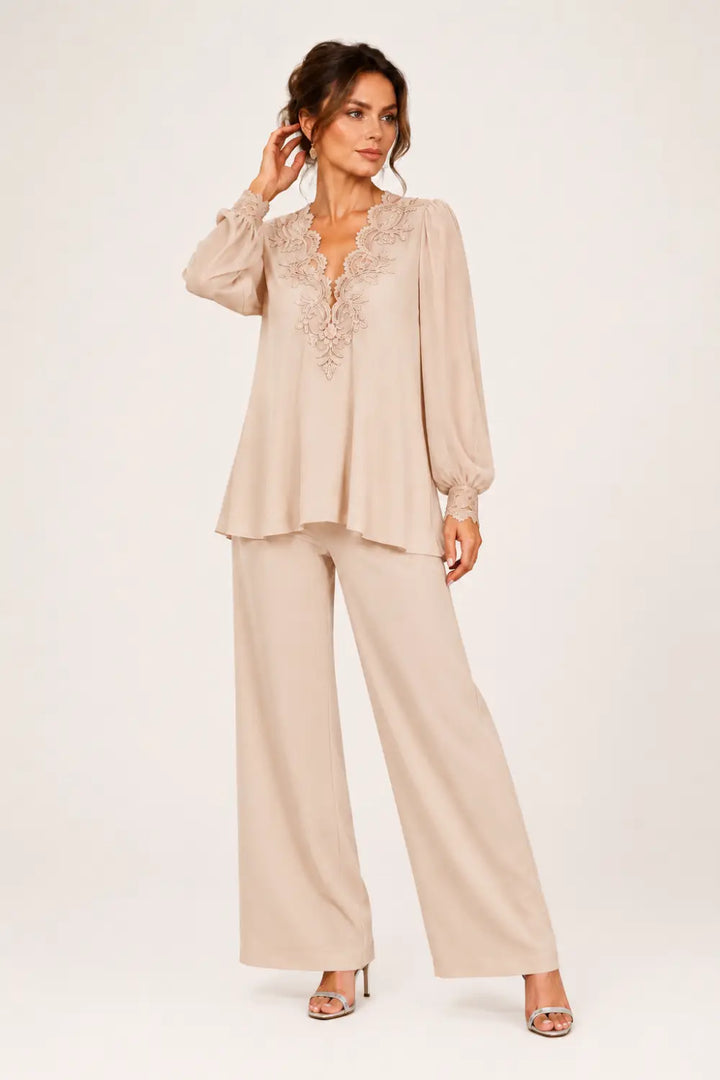 Ensemble pantalon large en mousseline à col V superposé