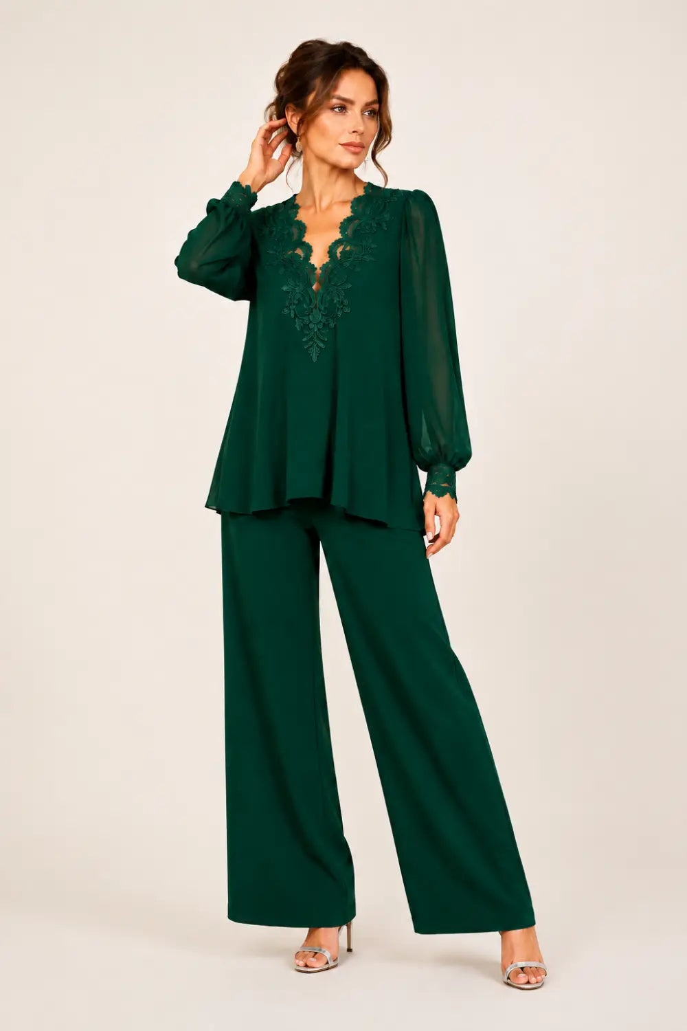 Ensemble pantalon large en mousseline à col V superposé