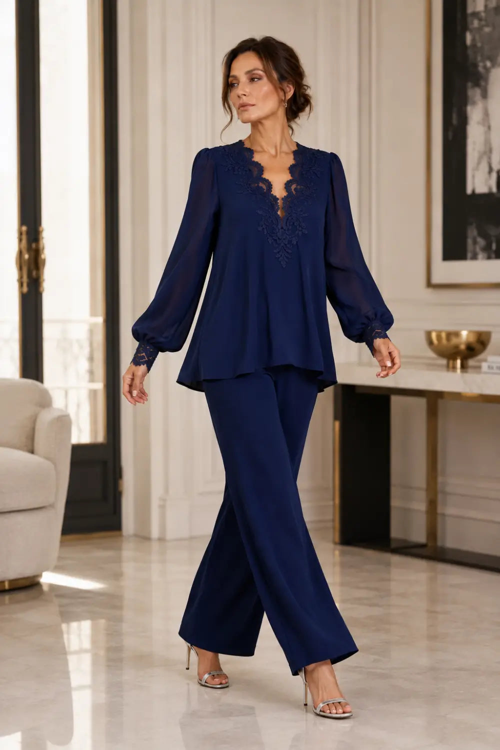 Ensemble pantalon large en mousseline à col V superposé
