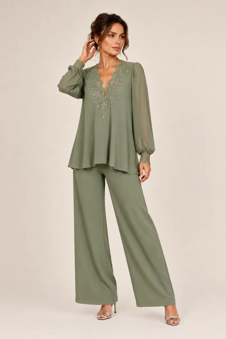 Ensemble pantalon large en mousseline à col V superposé