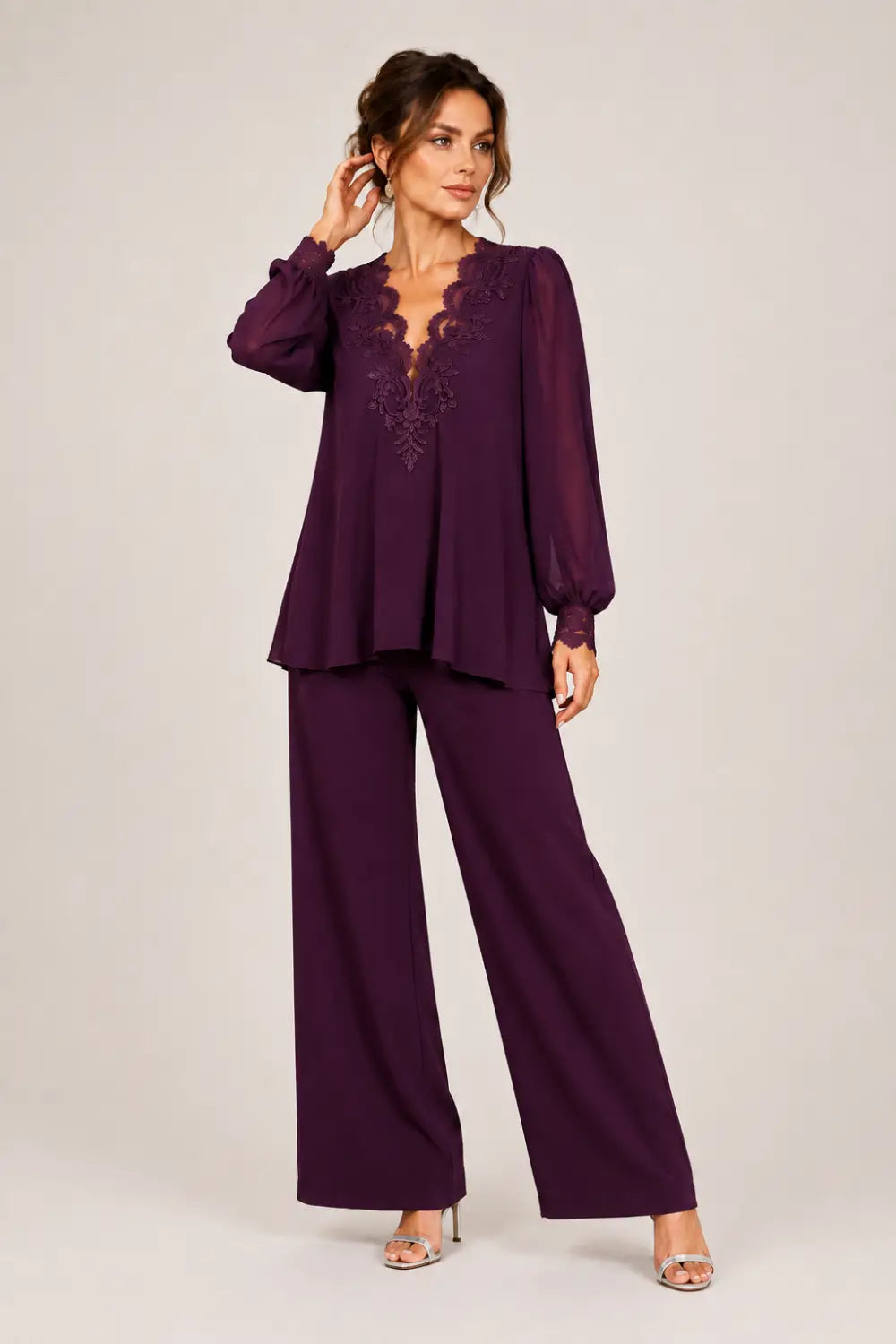 Ensemble pantalon large en mousseline à col V superposé