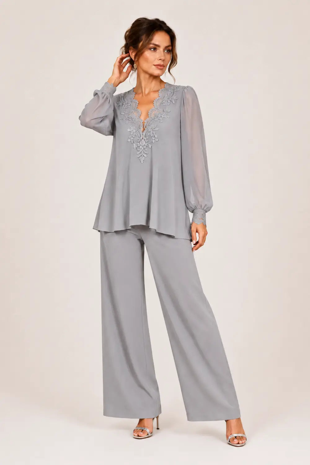 Ensemble pantalon large en mousseline à col V superposé